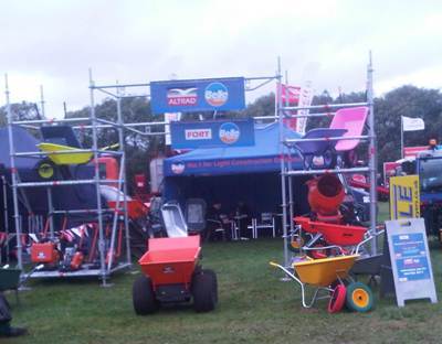 Belle at SALTEX 2011 Review