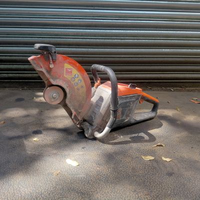 DC300E+ Disc Cutter